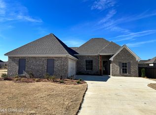 925 Glenwild Cir, Canton, MS 39046