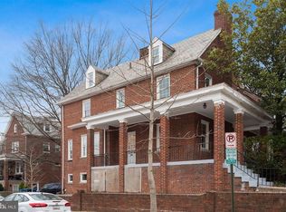 3916 Benton St NW, Washington, DC 20007