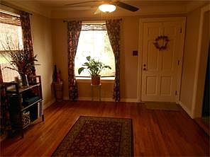 5th image of 612 N Hullen St