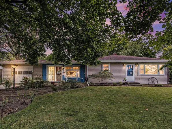 1501 Maple Row, Elkhart, IN 46514