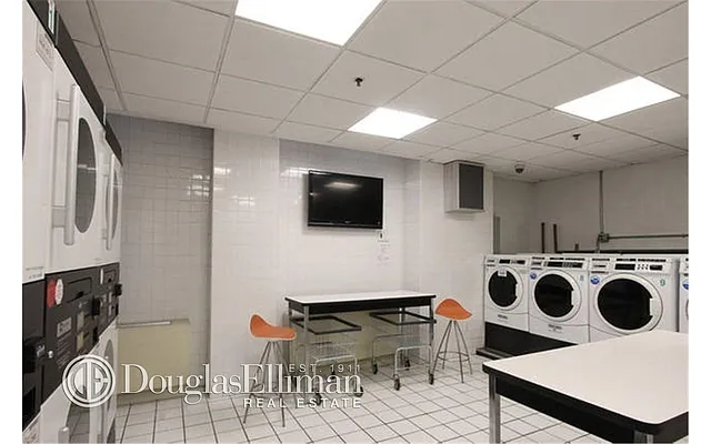 Rented by Douglas Elliman | media 20