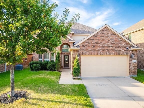 2nd image of 10024 Kemah Pl