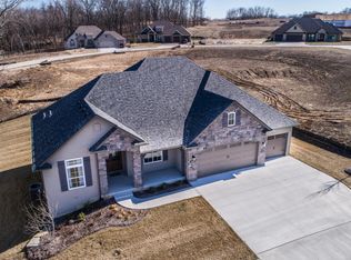 2916 Farleigh Ct, Columbia, MO 65203