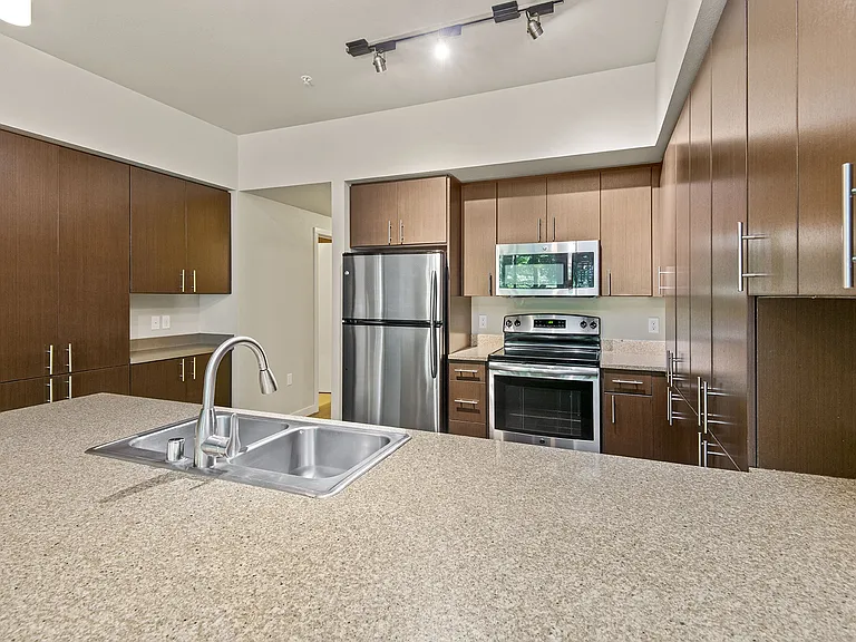 Allez Apartments — Photo 13