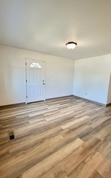 3151 Forest Hills Dr #6 — Photo 10