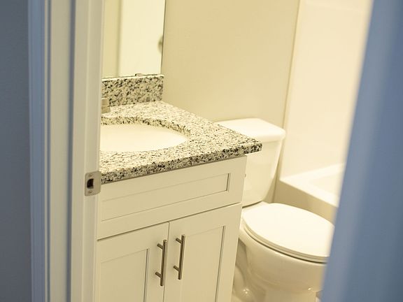4th image of 95 N Hills Dr #102