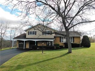 1304 Wilbur Ln, Coplay, PA 18037