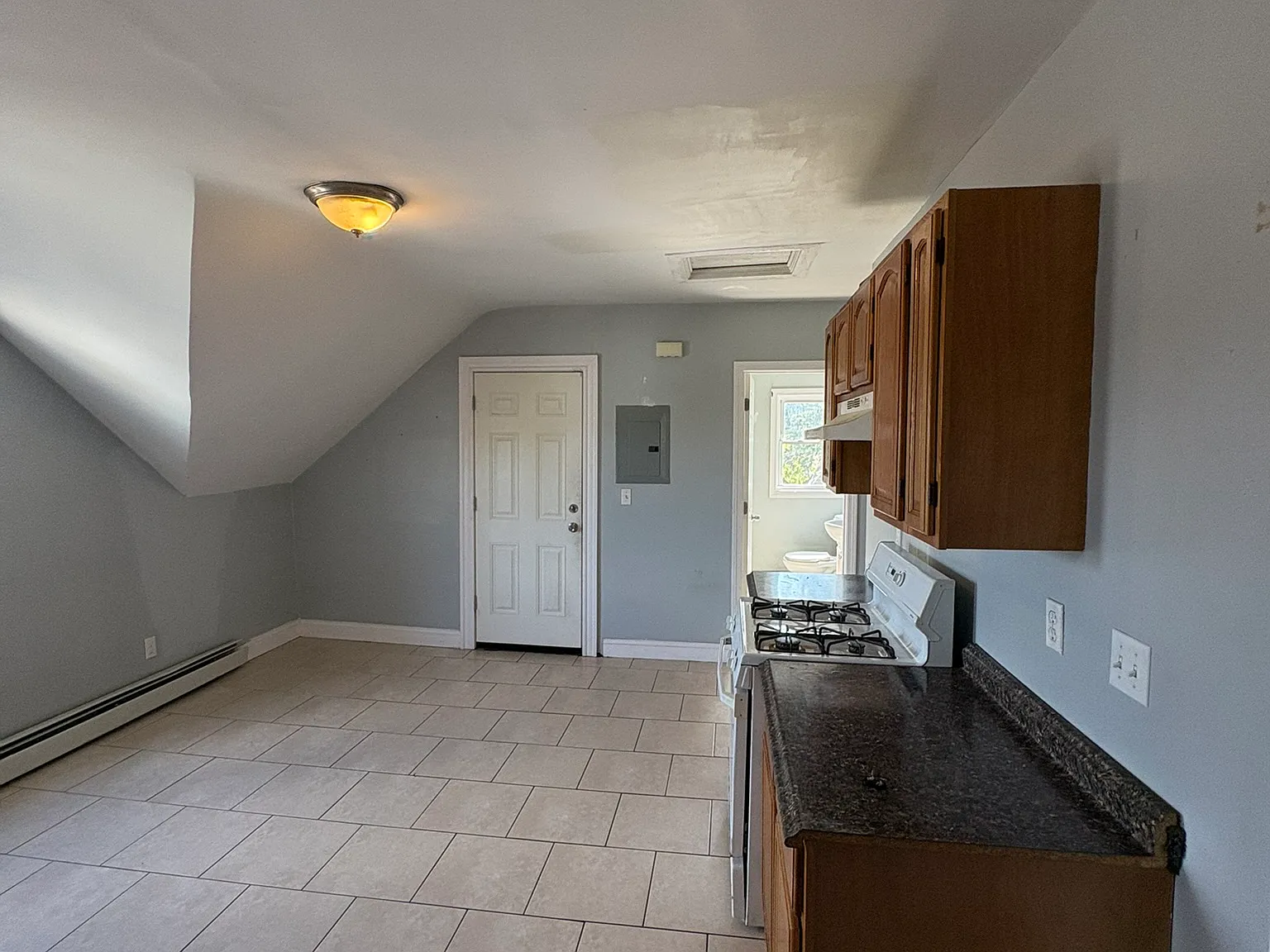 2 bed, $1,500 — Photo 4