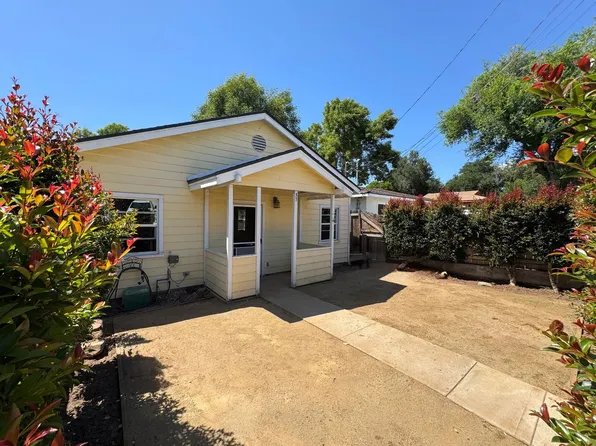 37 Olive St, Oak View, CA 93022