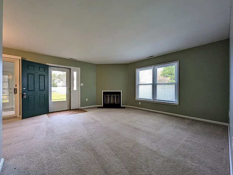 406 Franklin St — Photo 6