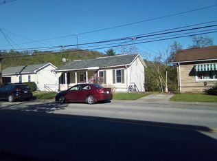 504 Camden Ave, Monongah, WV 26554