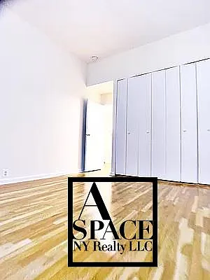Rented by A Space Realty NY LLC | media 20