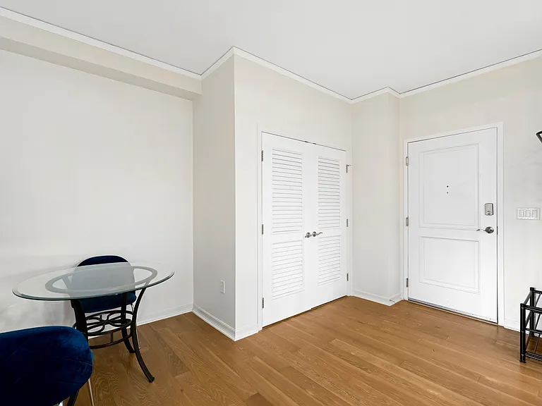 1975 N Grant St #408 — Photo 2