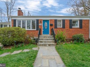 6938 27th Rd N, Arlington, VA 22213
