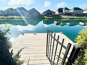 4 bed, 2.5 bath, 2409 sqft, $3,850 — Photo 3