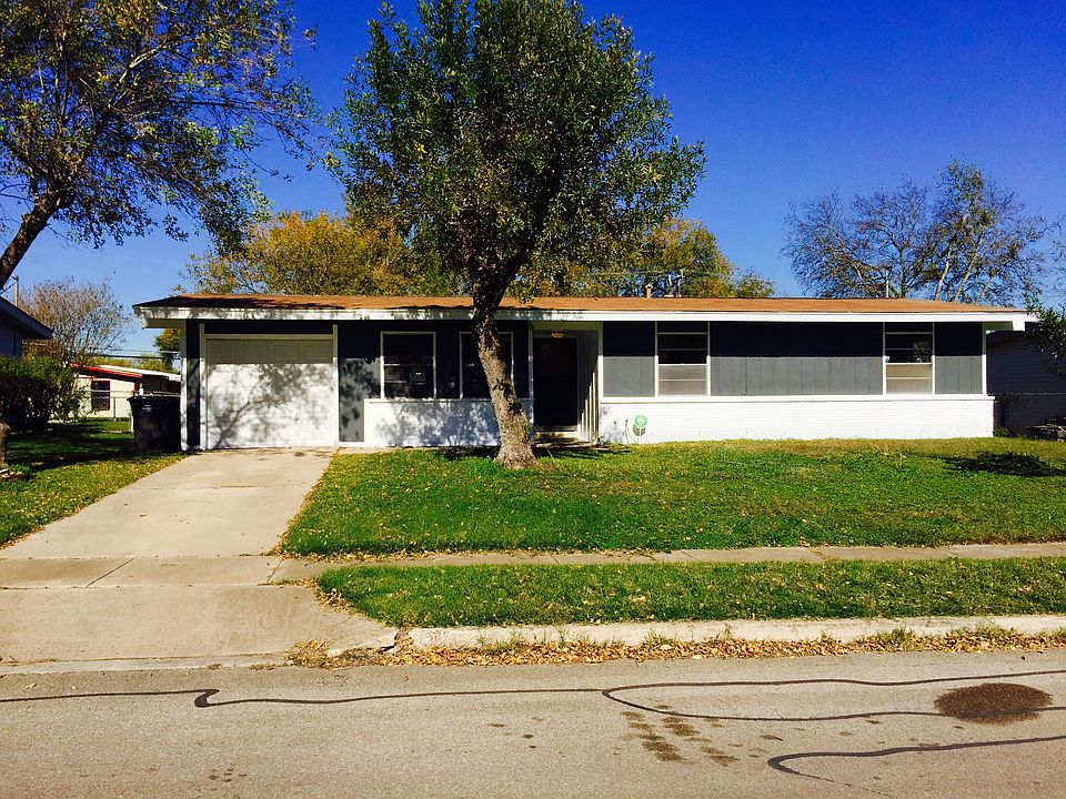 1st image of 6131 Cedar Valley Dr