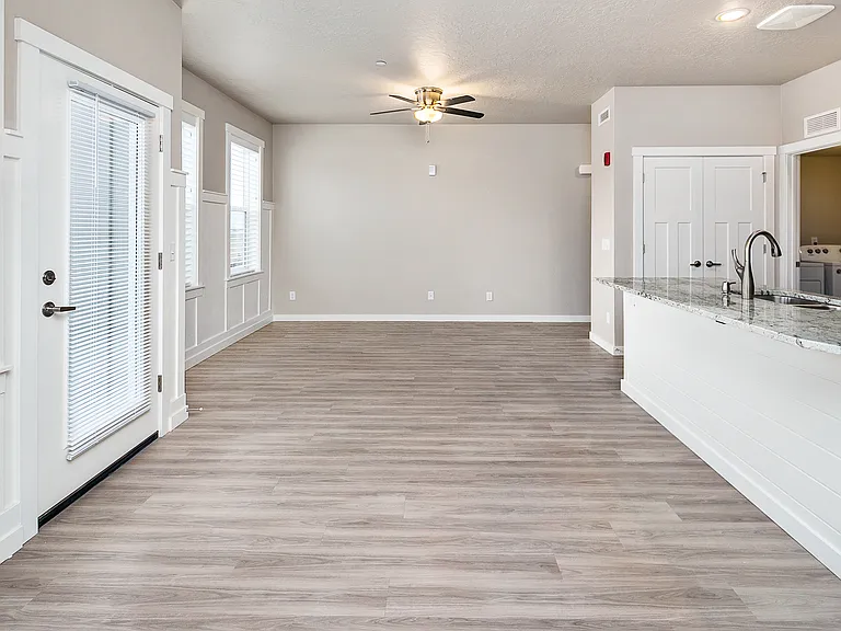 The Farmstead Apartments — Photo 21