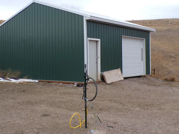 76 Banjo Hill Ln, Great Falls, MT 59404