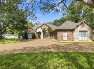 2215 Firestone Cir, Tyler, TX 75703