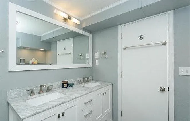 newly renovated and modern downstairs bathroom