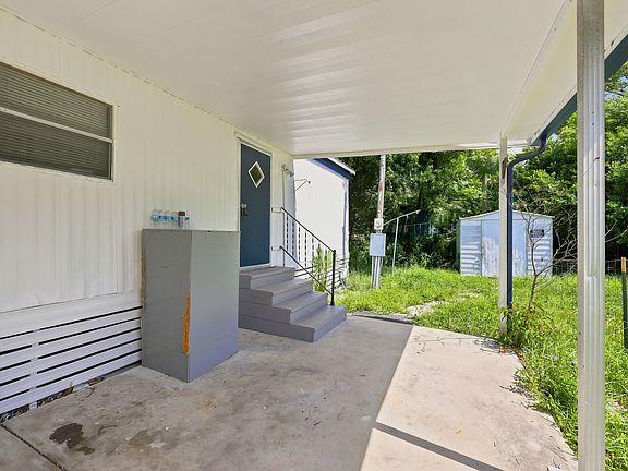 2nd image of 7205 Commons Blvd