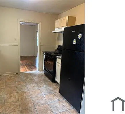 4 bed, $1,050 — Photo 4