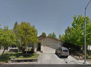 320 Kiva Pl, Santa Rosa, CA 95403