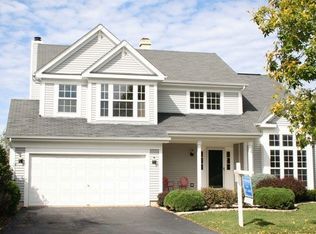 232 Shawnee Cir, Bartlett, IL 60103