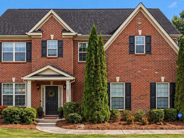 121 Tuscany Ct, McDonough, GA 30252