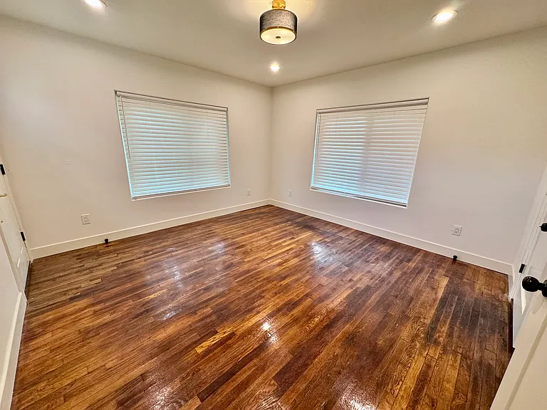 1020 E Terrell Ave — Photo 28