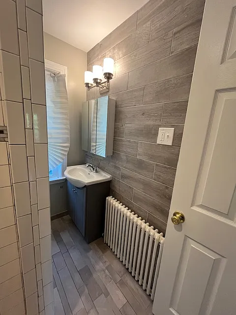 2 bed, 737 sqft, $2,000 — Photo 3