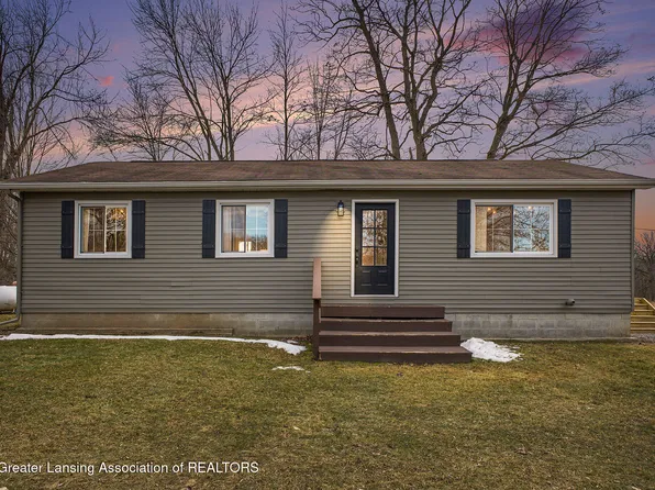1341 Harper Rd, Mason, MI 48854