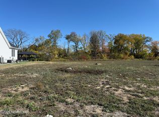 5641 Olive Tree Ln, Monclova, OH 43542