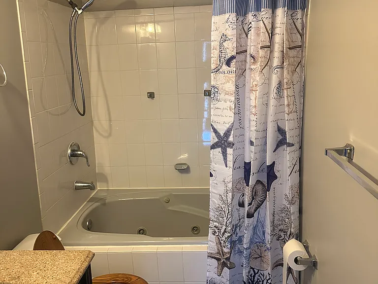 206 N Gilmor St — Photo 9