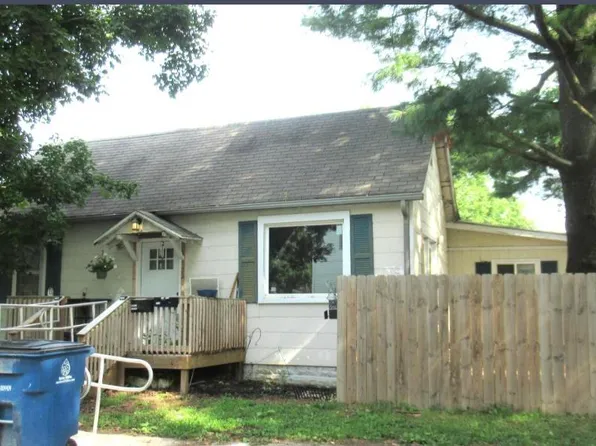322 W 42nd St, Marion, IN 46953