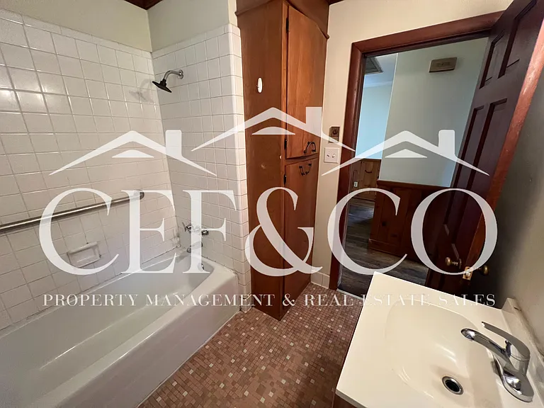 1413 Fernwood Glendale Rd #A — Photo 2