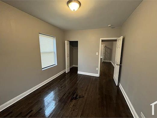 5th image of 8301 S Paulina St #3N