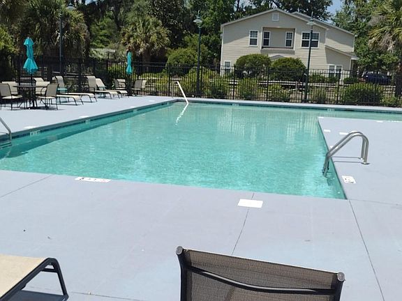 5th image of 165 Grand Oaks Dr #165