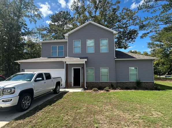 645 Andrew Dr, Weaver, AL 36277