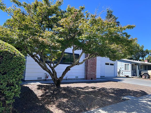 2nd image of 3454 Idaho Dr