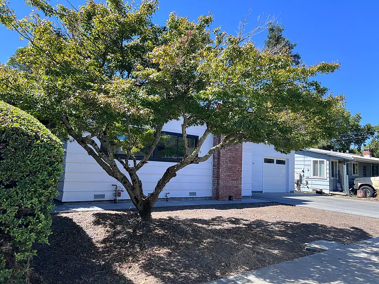 3454 Idaho Dr — Photo 2