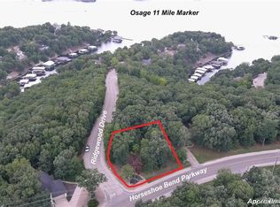 504 Horseshoe Bend Rd, Lake Ozark, MO 65049