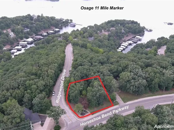 504 Horseshoe Bend Rd, Lake Ozark, MO 65049
