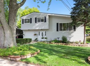 1530 Lawrence Ave, Elgin, IL 60123