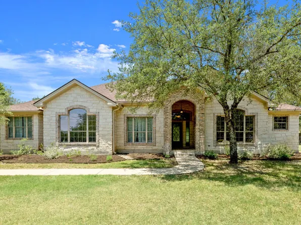 204 Oak Plaza Dr, Georgetown, TX 78628