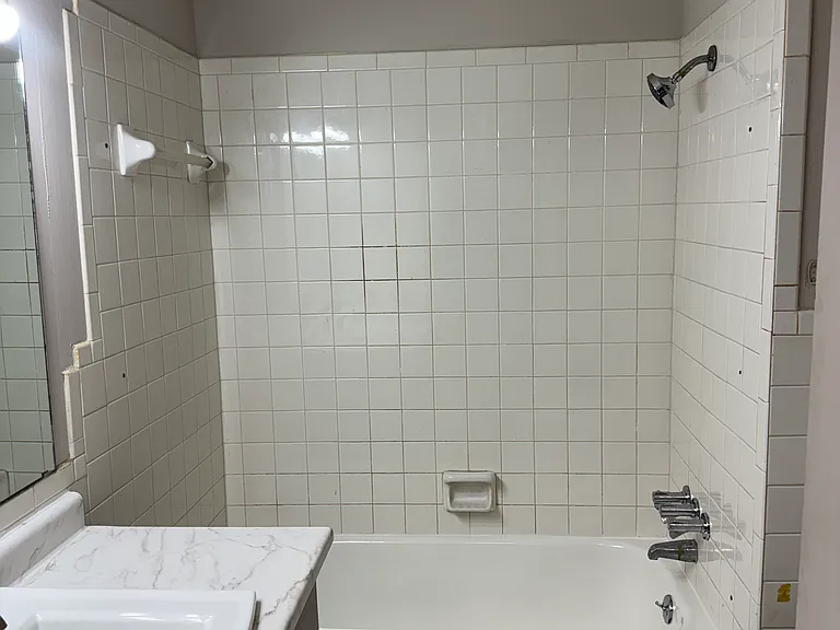 320 Magnolia St #22C — Photo 7