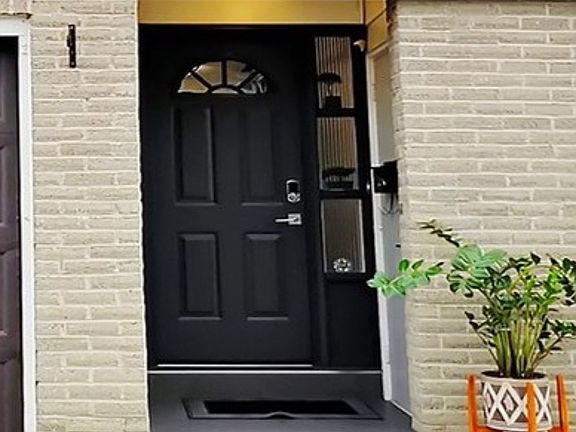 2nd image of 2440 Bromsgrove Rd #78