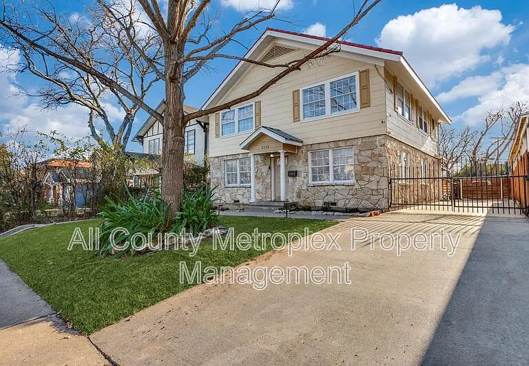 1112 Kings Hwy #4 — Photo 1