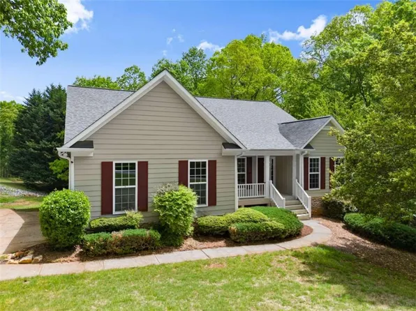 389 Crooked Creek Dr, Dahlonega, GA 30533