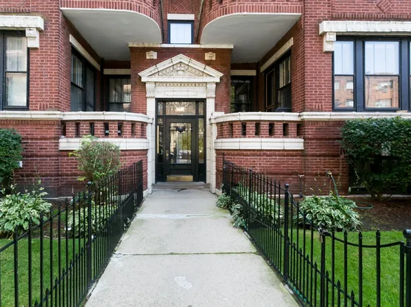 445 W Melrose St #B4, Chicago, IL 60657